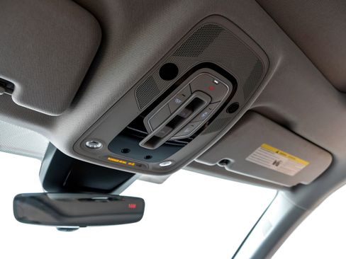 Used 2022 Audi Q8 Premium Plus w/ Premium Plus Package image 34