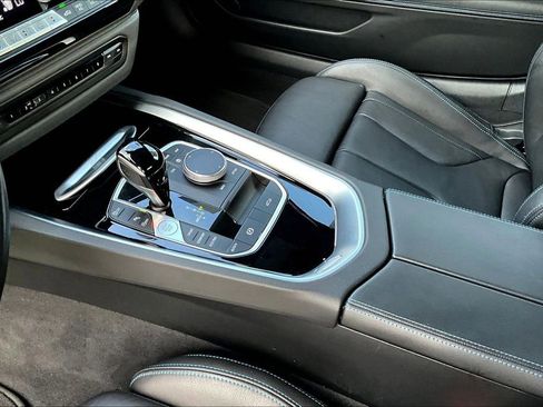 Used 2024 BMW Z4 sDrive30i w/ Premium Package image 15