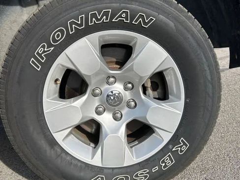 Used 2021 RAM 1500 Big Horn image 6