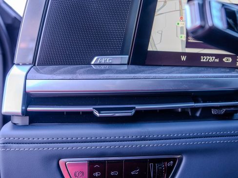 Used 2025 Cadillac Escalade IQ Luxury 2 image 8