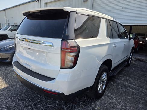 Used 2022 Chevrolet Tahoe LS RWD image 3
