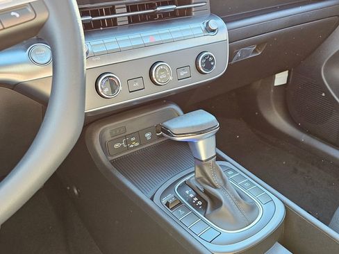 New 2026 Hyundai Kona SE image 20