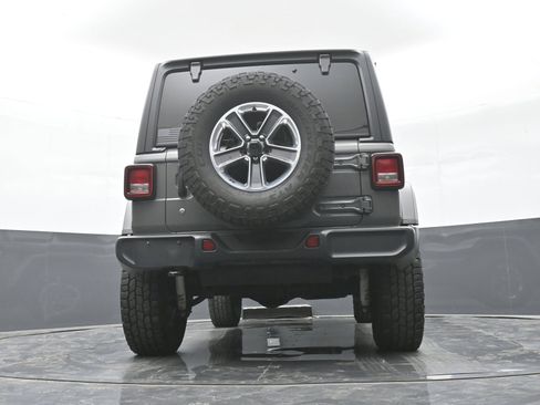 Used 2020 Jeep Wrangler Unlimited Sahara w/ Cold Weather Group AWD/4WD image 37