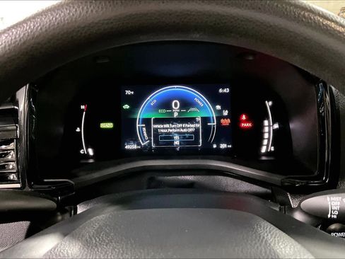 Used 2025 Toyota Camry LE FWD image 26