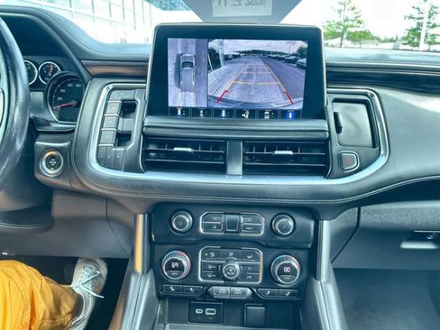 Certified 2021 Chevrolet Tahoe Z71 w/ Luxury Package AWD/4WD image 15
