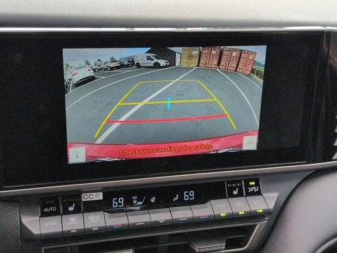 Used 2025 Toyota Camry XSE FWD image 23