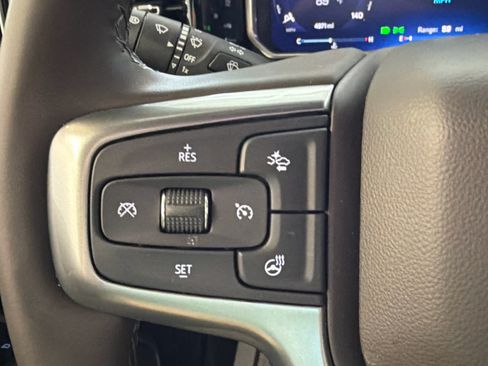 Used 2026 Chevrolet Silverado 2500 LTZ w/ LTZ Convenience Package AWD/4WD image 39