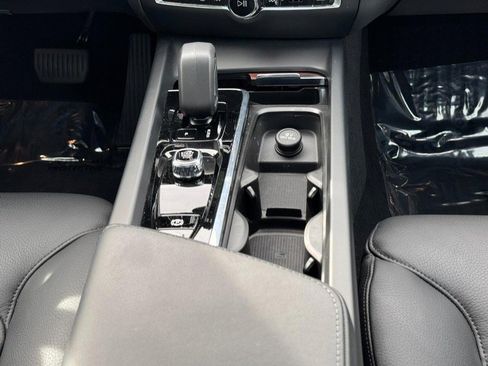 Certified 2024 Volvo S60 B5 Plus w/ Climate Package image 15