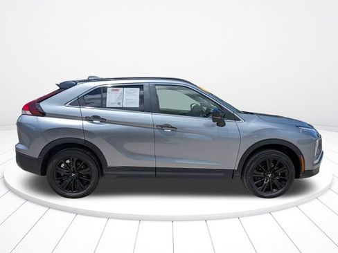 Used 2025 Mitsubishi Eclipse Cross AWD image 3