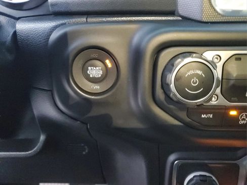 Certified 2021 Jeep Wrangler Unlimited Rubicon image 24