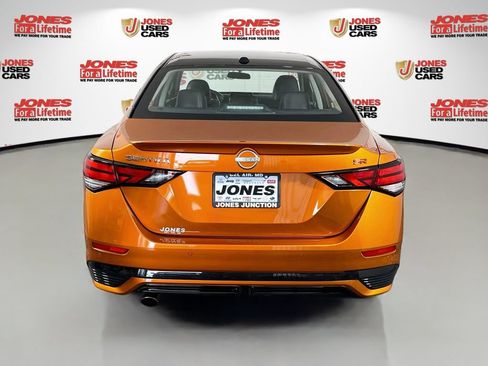 Used 2024 Nissan Sentra SR w/ SR Premium Package FWD image 16