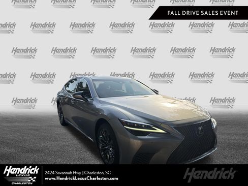 Used 2023 Lexus LS 500 w/ Accessory Package (Z2) RWD image 1