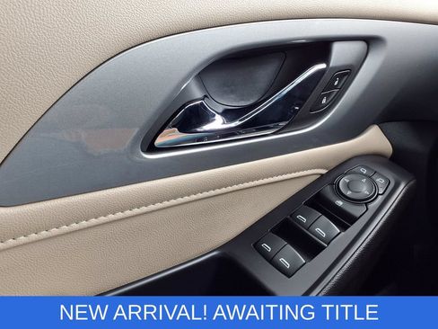 Used 2022 Chevrolet Traverse LS AWD/4WD image 19