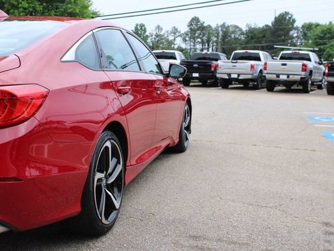 Used 2018 Honda Accord Sport image 33