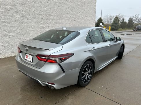 Certified 2023 Toyota Camry SE image 6