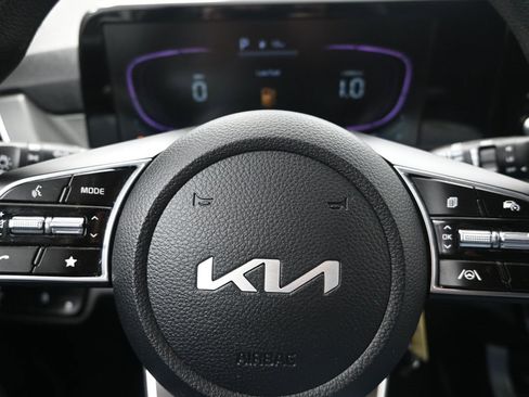 Certified 2024 Kia Seltos LX image 15