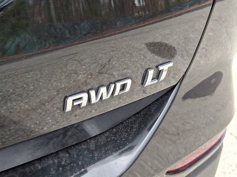 Used 2023 Chevrolet Equinox LT AWD/4WD image 36