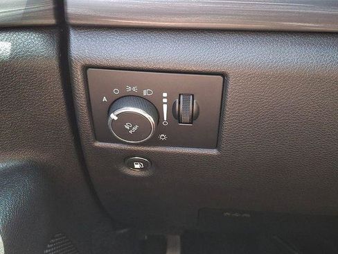 Certified 2021 Jeep Grand Cherokee Laredo X AWD/4WD image 24