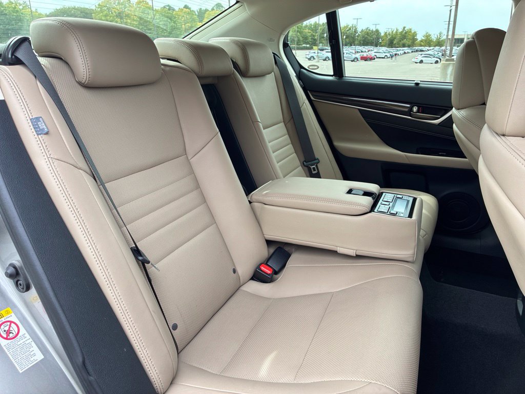 Used 2016 Lexus GS 350 w/ Luxury Package RWD image 18