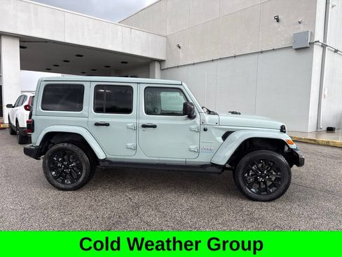 Used 2023 Jeep Wrangler Unlimited Sahara w/ Cold Weather Group AWD/4WD image 6