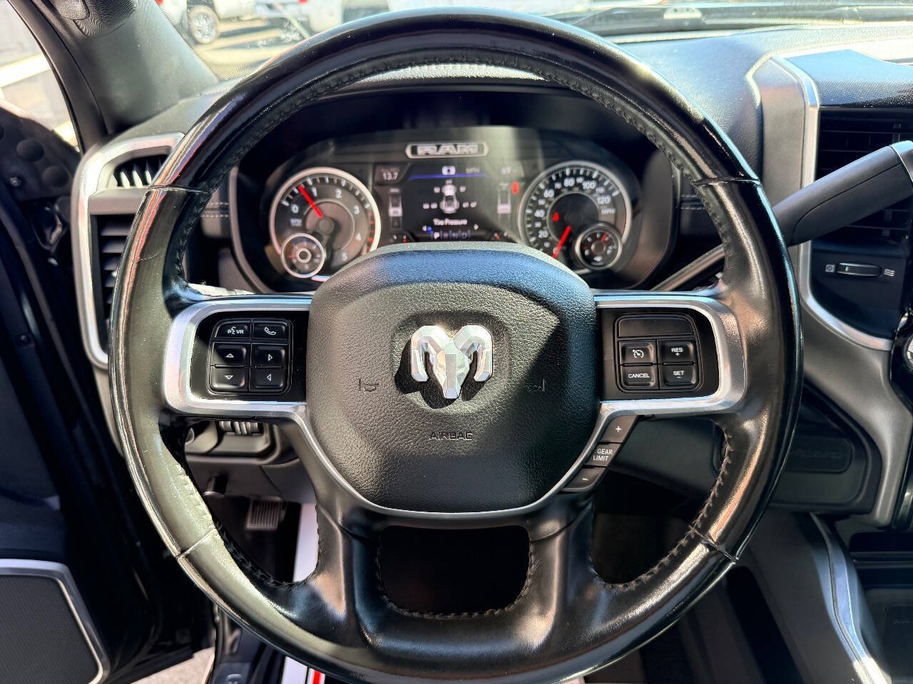 Used 2021 RAM 3500 Laramie AWD/4WD image 22