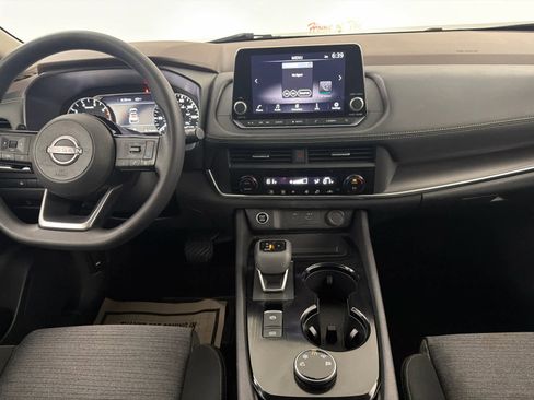 Used 2023 Nissan Rogue SV AWD/4WD image 19