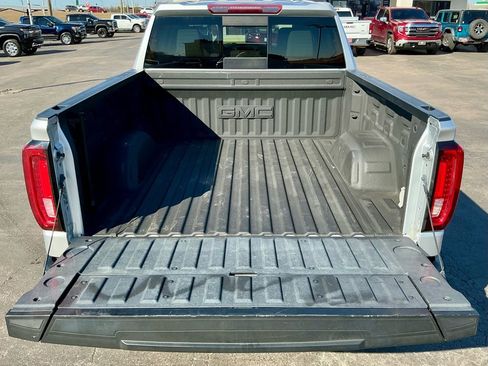 Used 2022 GMC Sierra 1500 SLT w/ SLT Premium Plus Package image 20