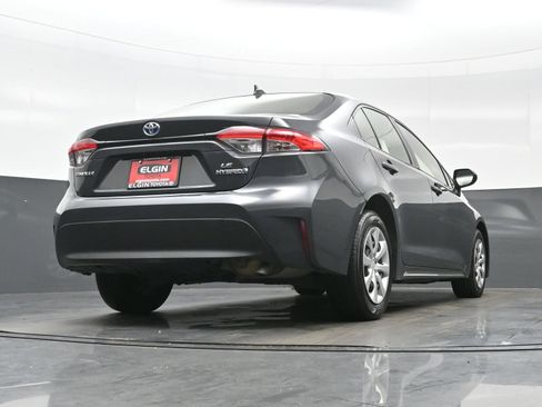 Used 2024 Toyota Corolla LE FWD image 29