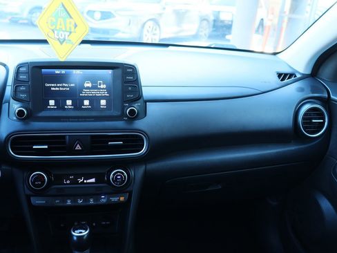 Used 2021 Hyundai Kona Limited image 44