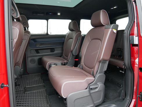 New 2025 Volkswagen ID. Buzz Pro S Plus image 8