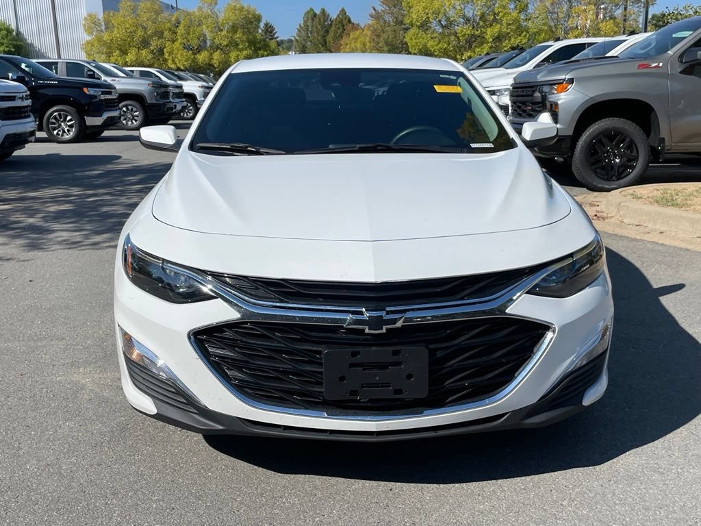Used 2024 Chevrolet Malibu RS FWD image 2