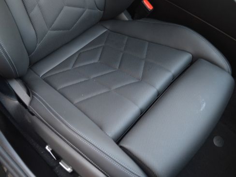 Certified 2025 BMW 530i xDrive AWD/4WD image 38