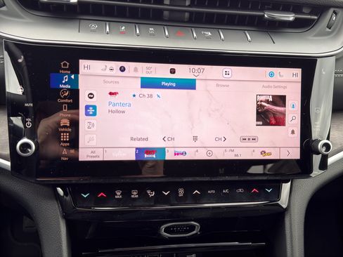 New 2026 Jeep Grand Cherokee L 4WD image 15