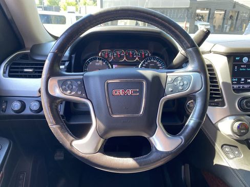 Used 2018 GMC Yukon SLT w/ Open Road Package AWD/4WD image 19