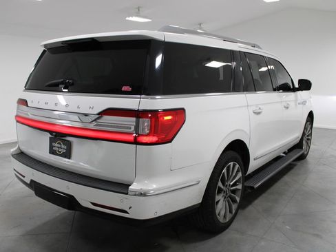 Used 2020 Lincoln Navigator L Reserve w/ Luxury Package AWD/4WD image 9