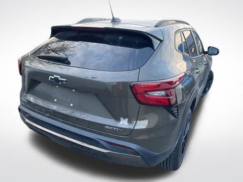 Used 2024 Chevrolet Trax ACTIV image 6