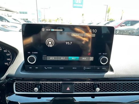 Used 2023 Honda Civic EX image 24