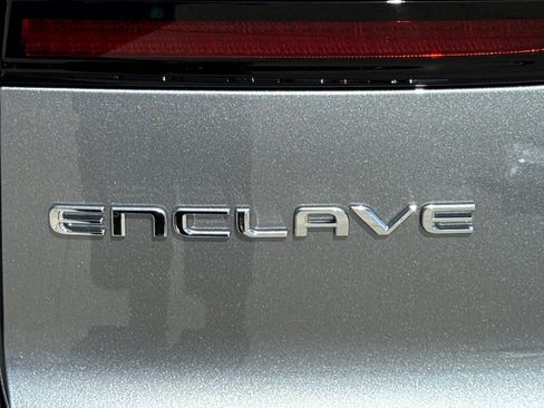 Used 2026 Buick Enclave Sport Touring w/ LPO, Floor Liner Package FWD image 11