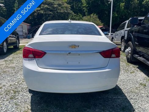 Used 2018 Chevrolet Impala LS FWD image 2