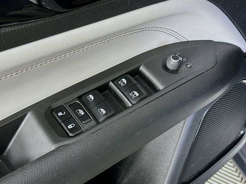 Certified 2023 Jeep Compass Limited AWD/4WD image 26