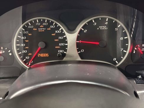 Used 2005 Chevrolet Equinox LS w/ Preferred Equipment Group AWD/4WD image 23