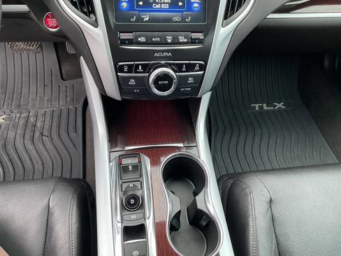 Used 2016 Acura TLX V6 SH-AWD w/ Technology Pkg image 27