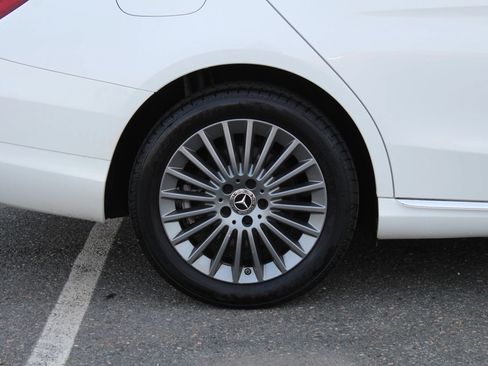 Used 2015 Mercedes-Benz C 300 4MATIC Sedan image 37
