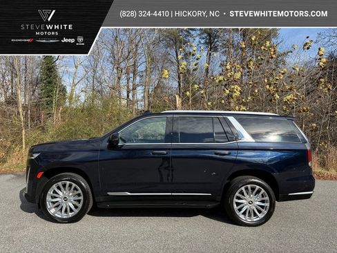 Used 2021 Cadillac Escalade Premium Luxury image 1