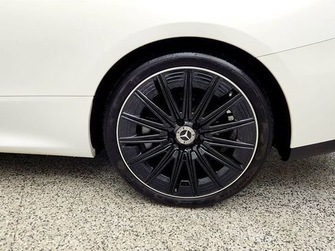 Used 2024 Mercedes-Benz CLE 450 4MATIC Cabriolet image 9