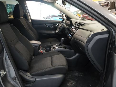 Used 2019 Nissan Rogue SV AWD/4WD image 34