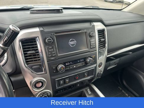 Used 2017 Nissan Titan SV AWD/4WD image 10