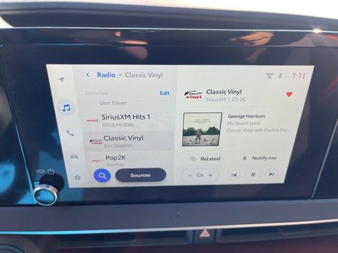 Used 2024 Toyota Prius Prime Premium image 13