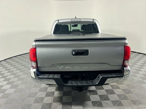 Used 2023 Toyota Tacoma SR5 RWD image 4