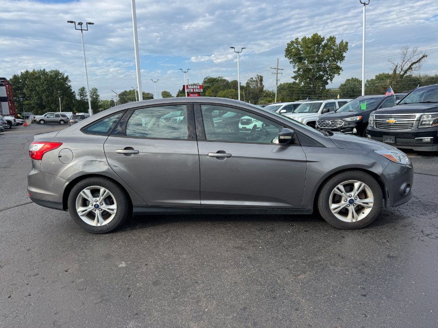 Used 2014 Ford Focus SE FWD image 6